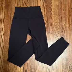 Lululemon size 2 black leggings excellent condition